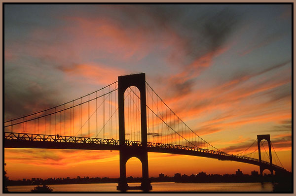 Sunset at the Whitestone Bridge, New York City.